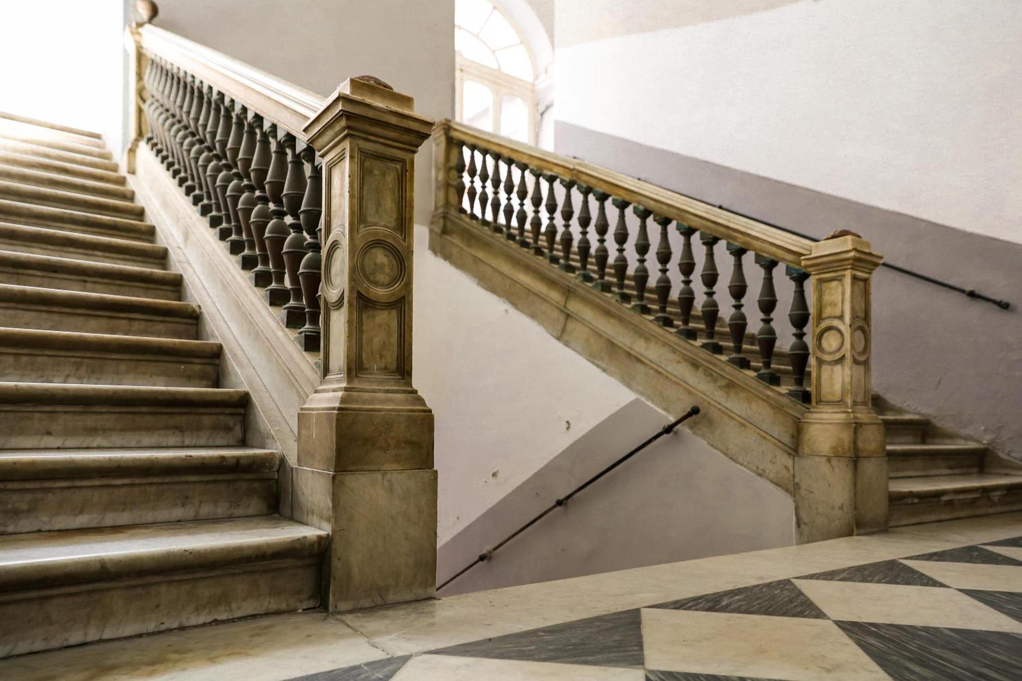ナポリPalazzo Del Golfoアパートメント エクステリア 写真